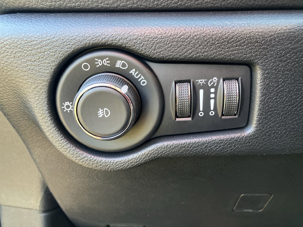 2026 Chrysler Pacifica Limited - Photo 29
