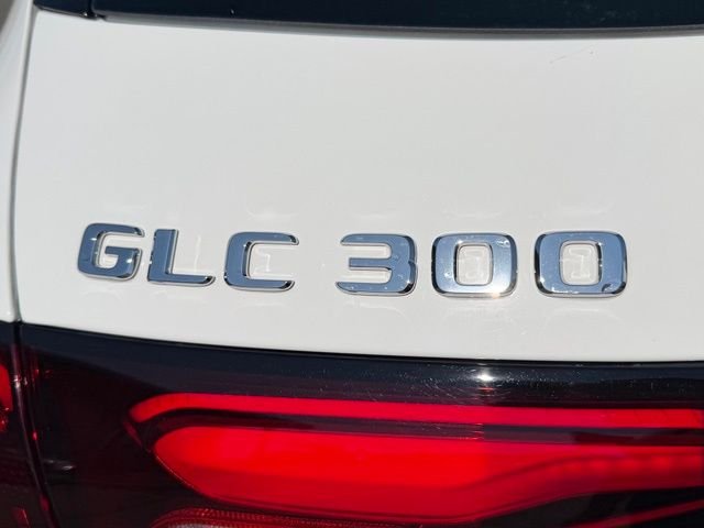 Used 2026 White Mercedes-Benz GLC 300 image 9