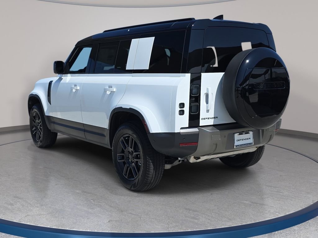 New 2026 Fuji White Land Rover S image 7