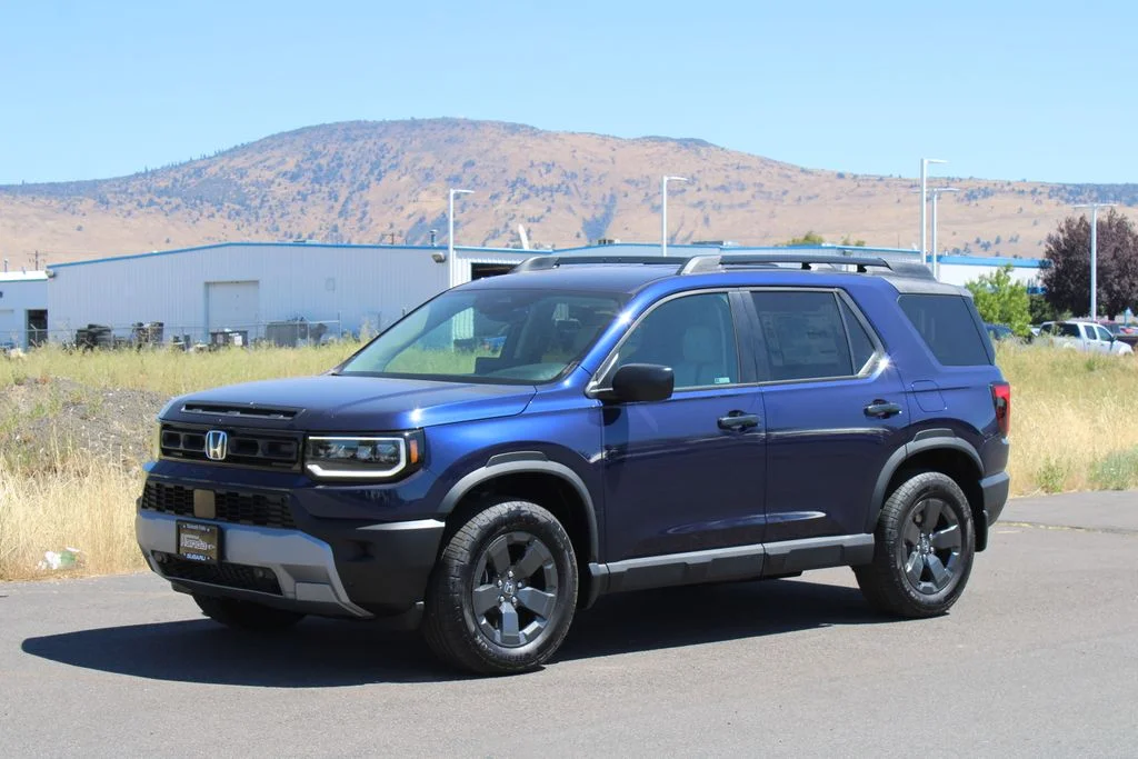 New 2026 Obsidian Blue Pearl Honda RTL image 8