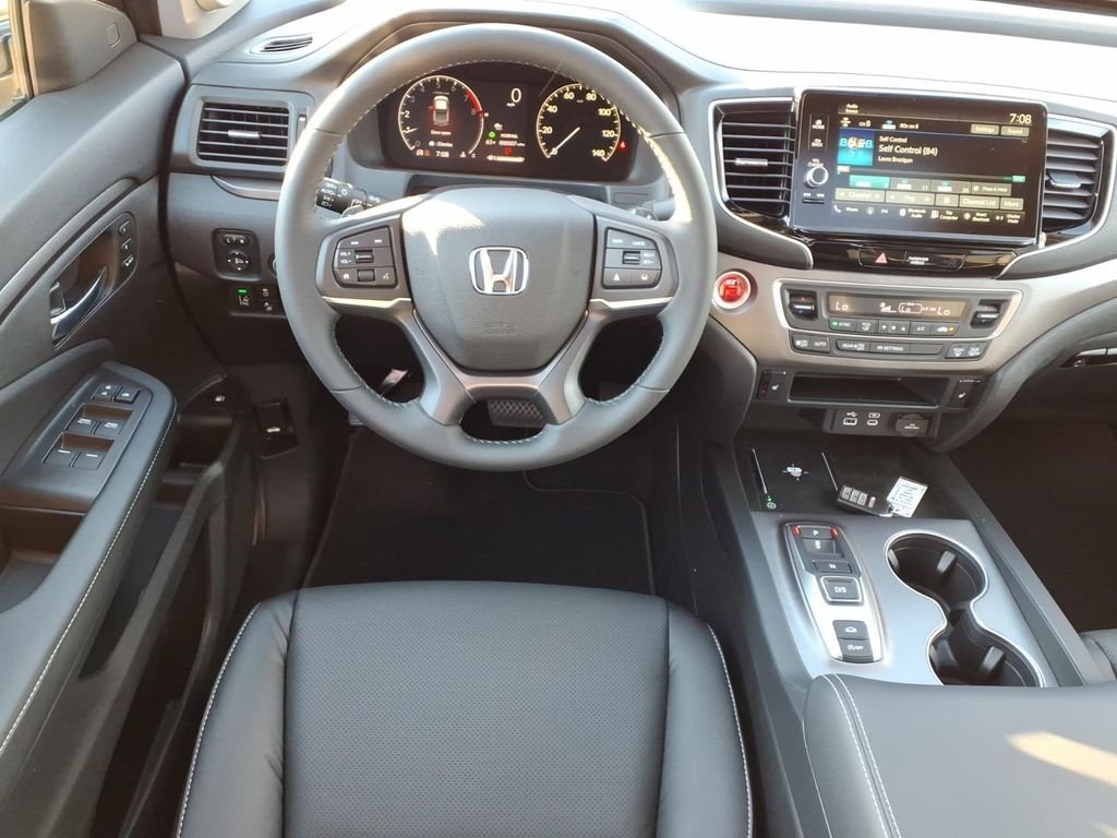 New 2026 Crystal Black Pearl Honda RTL image 3