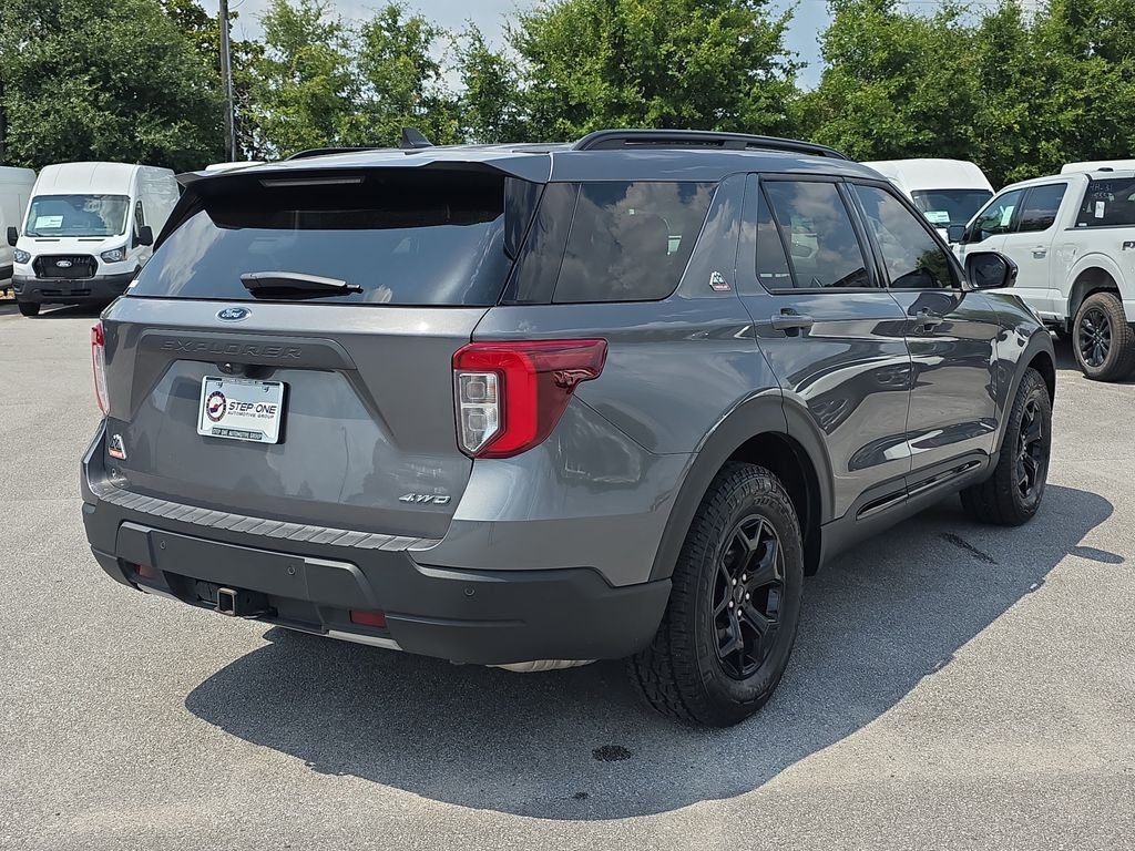 Used 2024 Gray Ford Timberline image 7