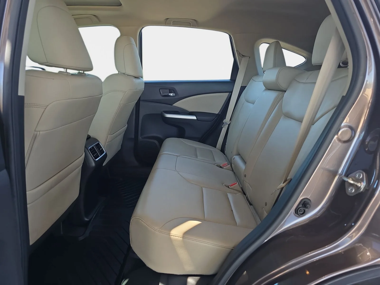 Used 2016 Alabaster Silver Metallic Honda EX-L image 16