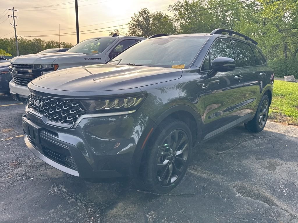 Used 2023 Gray Kia X-Line EX image 3