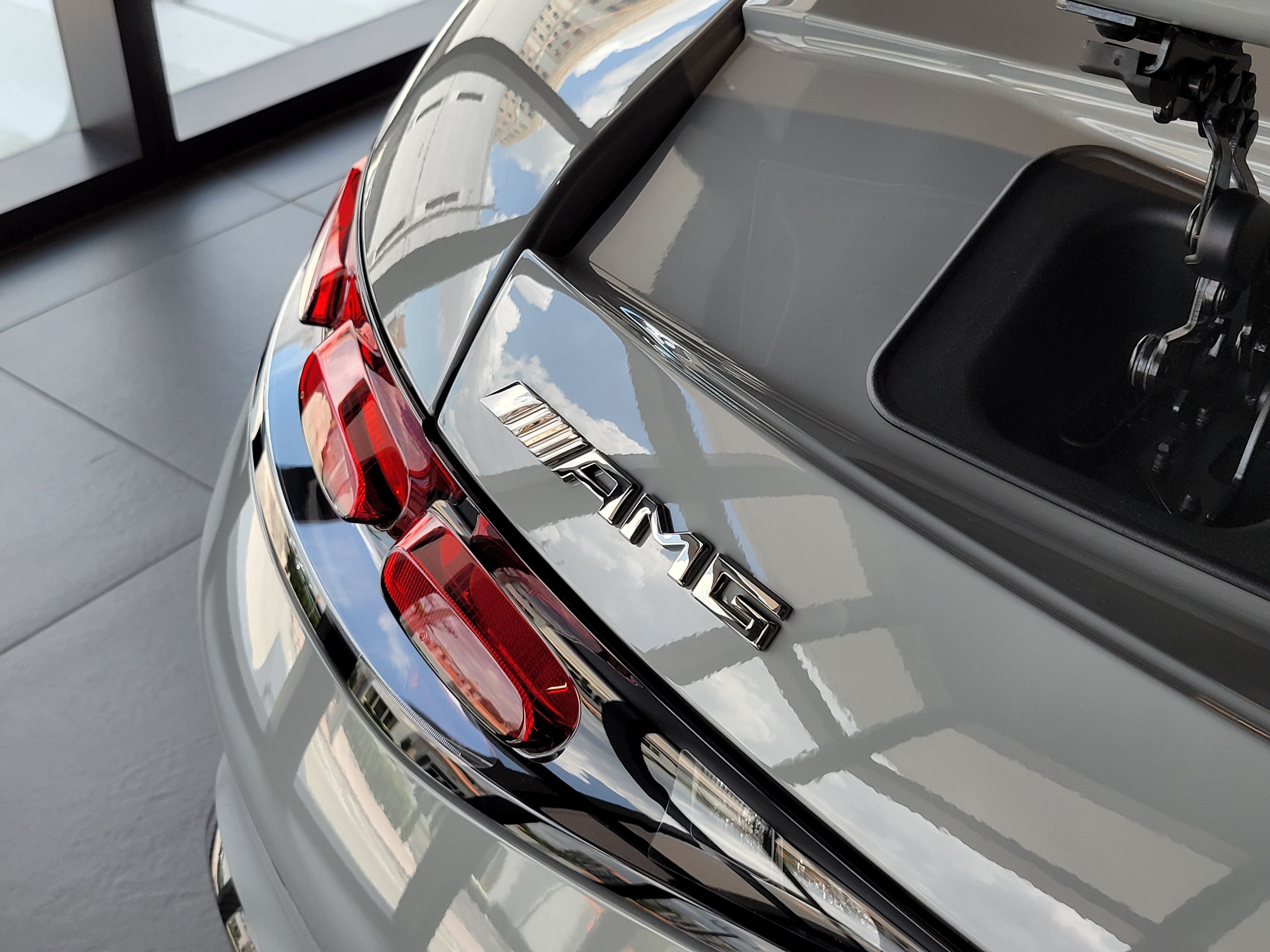 New 2026 MANUFAKTUR Alpine Grey Mercedes-Benz AMG® GT 55 Coupe image 9