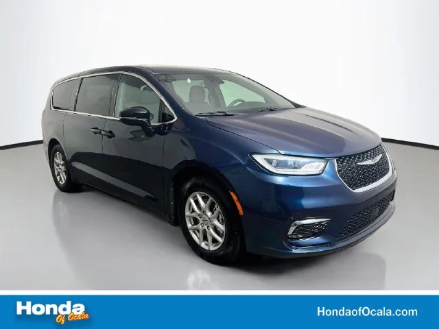 2024 Chrysler Pacifica