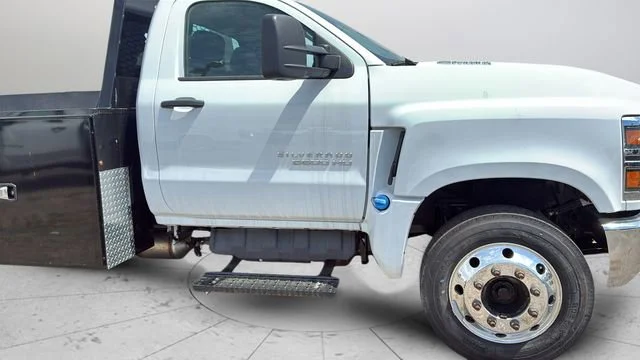 New 2024 Summit White Chevrolet Work Truck image 21