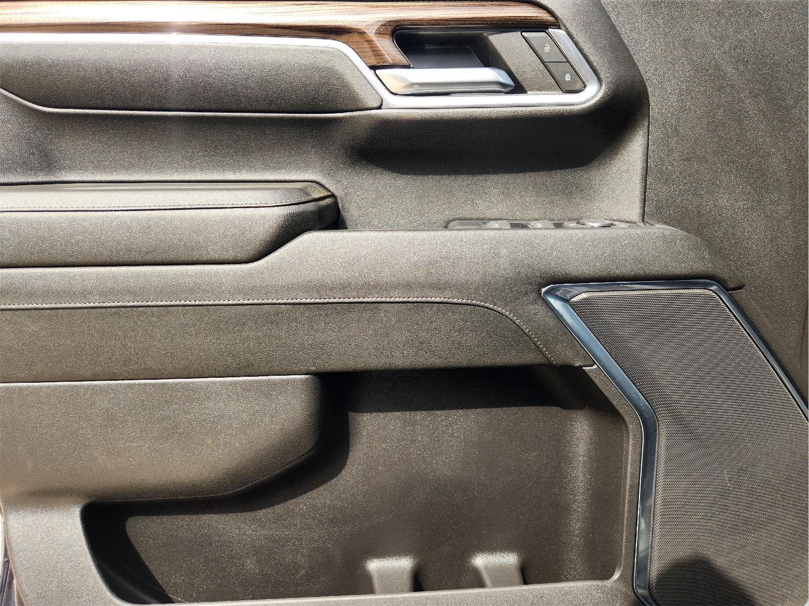 2024 Chevrolet Silverado 1500 photo 24 of 34