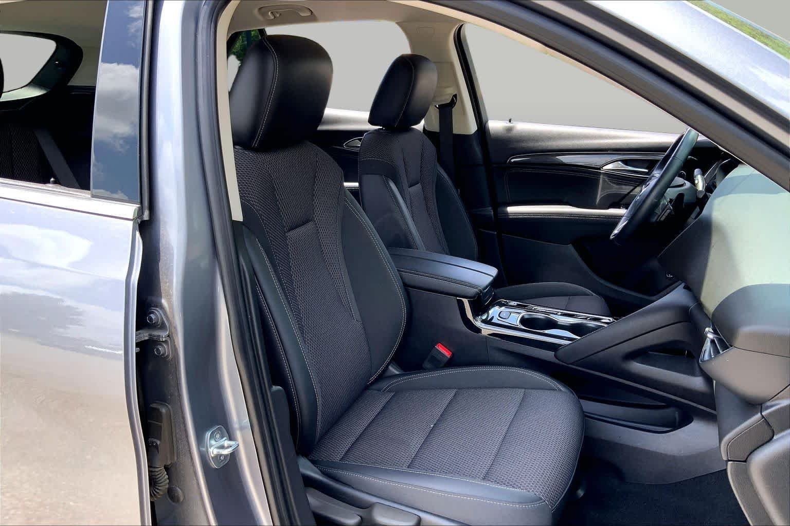 Used 2022 Satin Steel Metallic Buick Preferred image 9