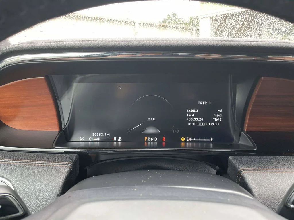 Used 2020 White Lincoln Reserve image 30