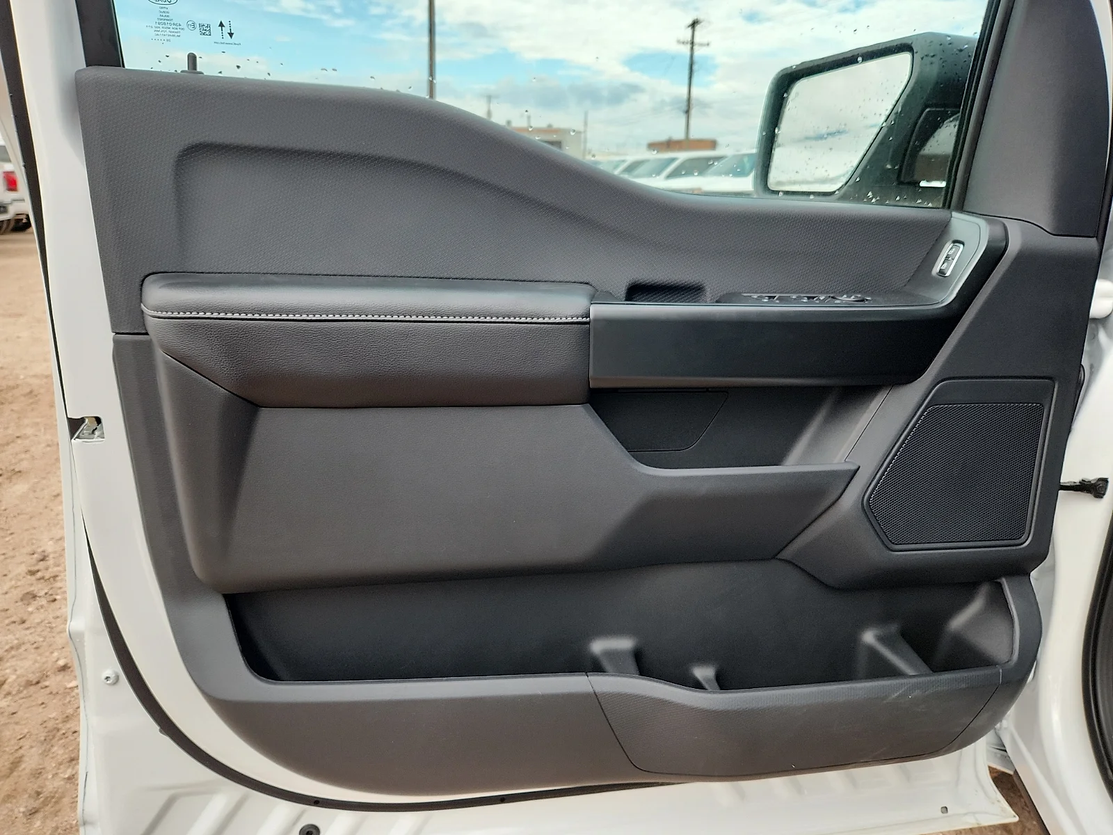 New 2026 Oxford White Ford STX image 14