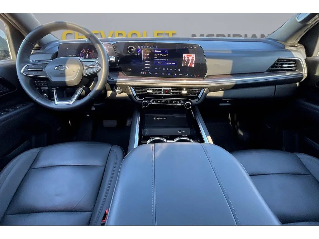 Used 2025 Cypress Gray Chevrolet Z71 image 12