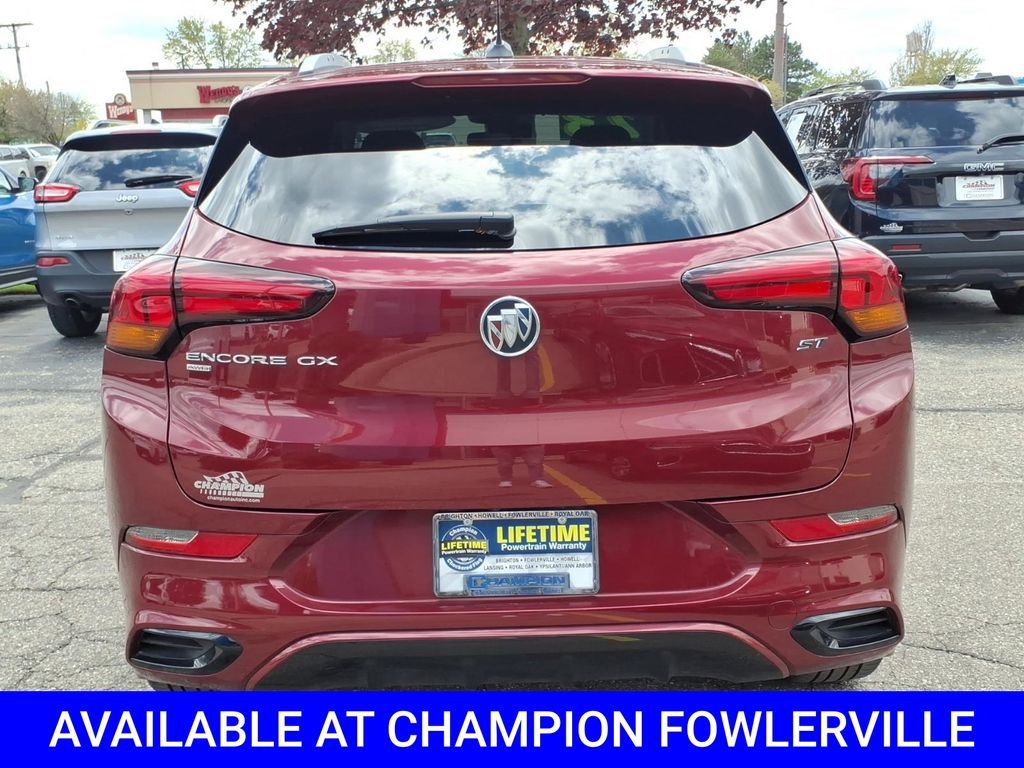Used 2023  Buick Select image 6