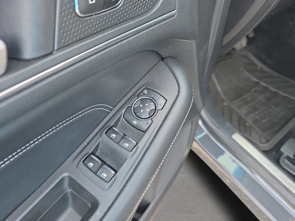 Used 2021 Lithium Gray Ford Titanium image 18