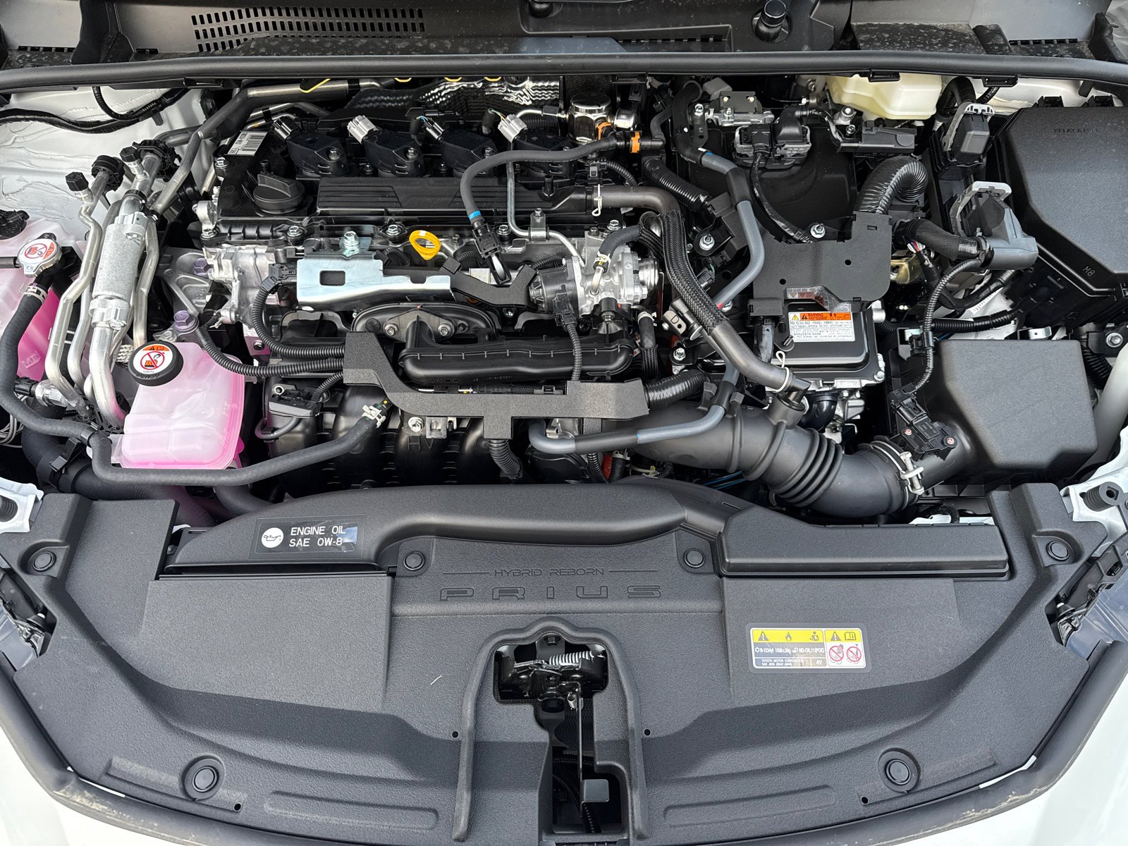 New 2026 Wind Chill Pearl <sup>1</sup> Toyota  SE image 15