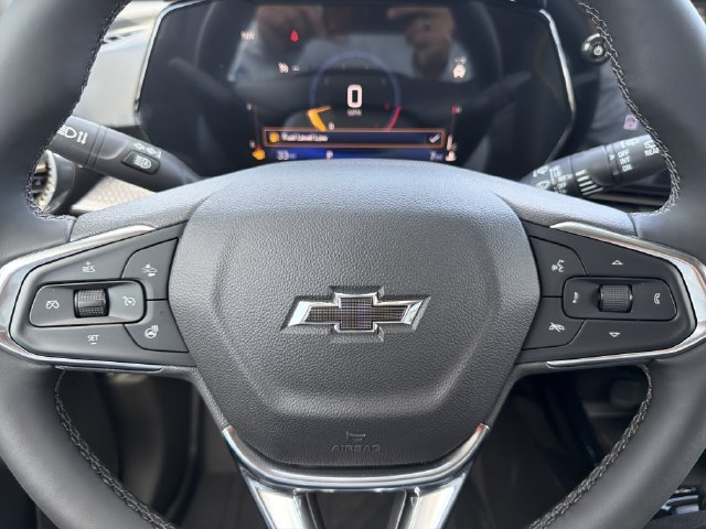 New 2026 Mosaic Black Metallic Chevrolet ACTIV image 30