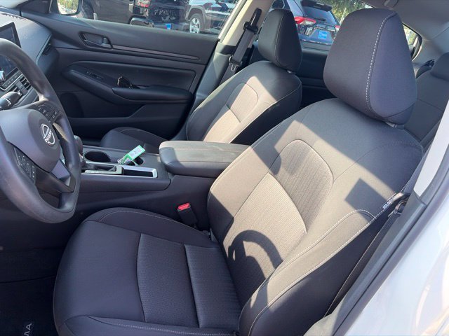 Used 2025 White Nissan 2.5 S image 20