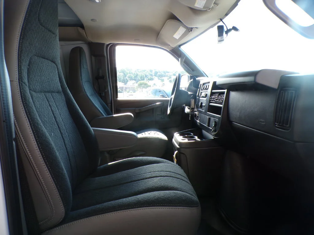 2026 Chevrolet Express Cargo Work Van - Photo 15