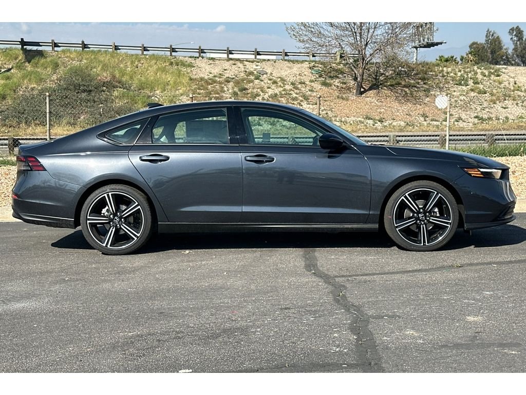 New 2026 Meteorite Gray Metallic Honda SE image 35