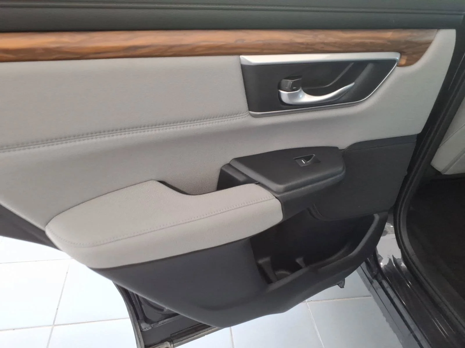 Used 2019 Gunmetal Metallic Honda EX image 16