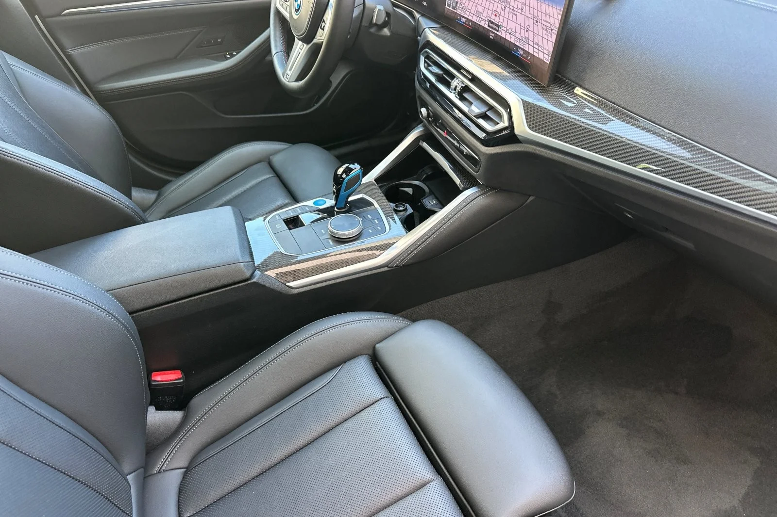 Used 2022 Alpine White BMW M50 image 14