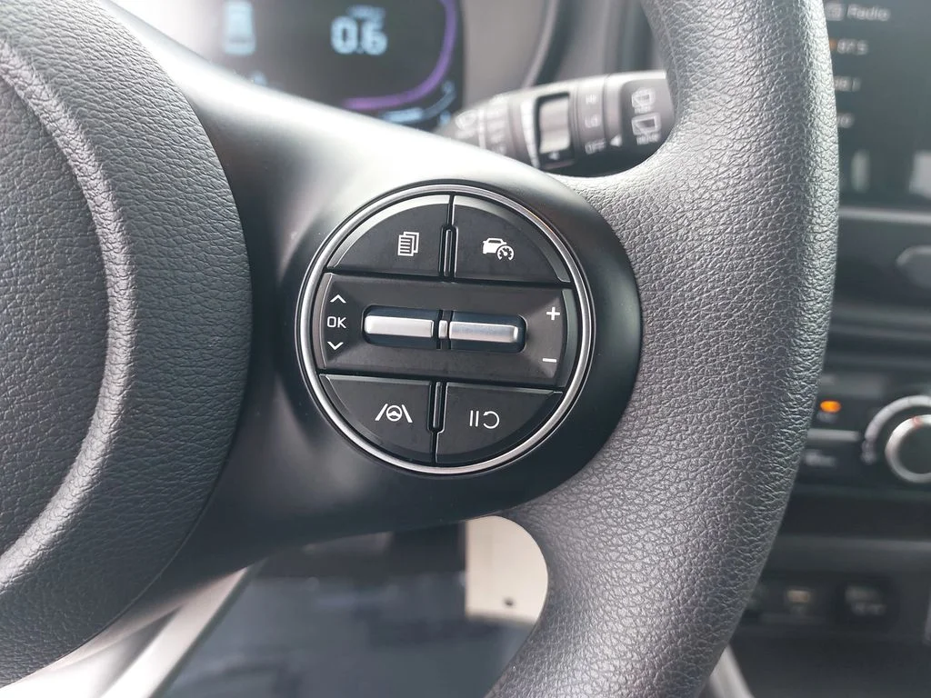 Used 2025 Black Kia LX image 17