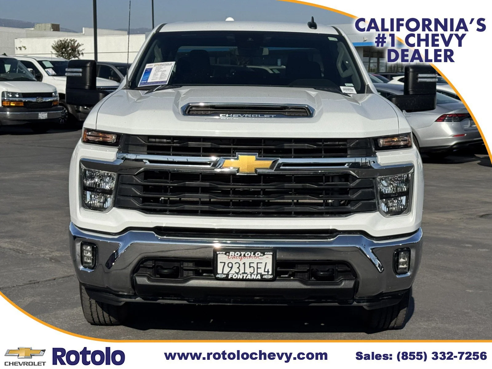 Used 2025 Summit White Chevrolet LT image 2