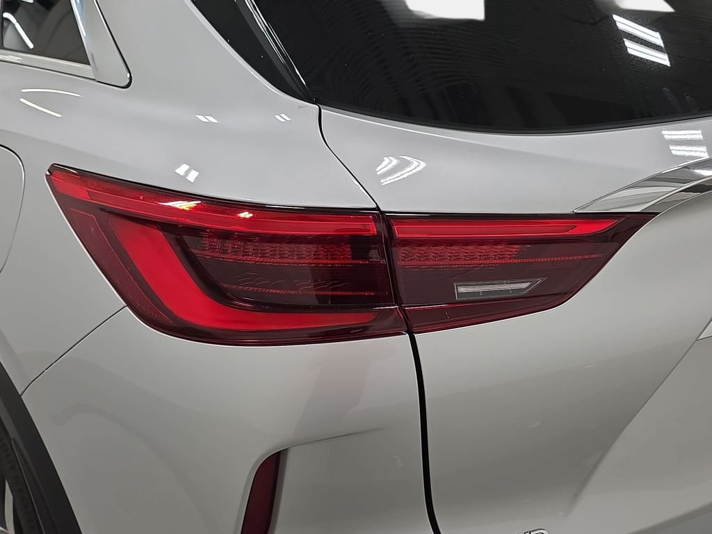Certified Used 2020 Liquid Platinum INFINITI Sensory image 29