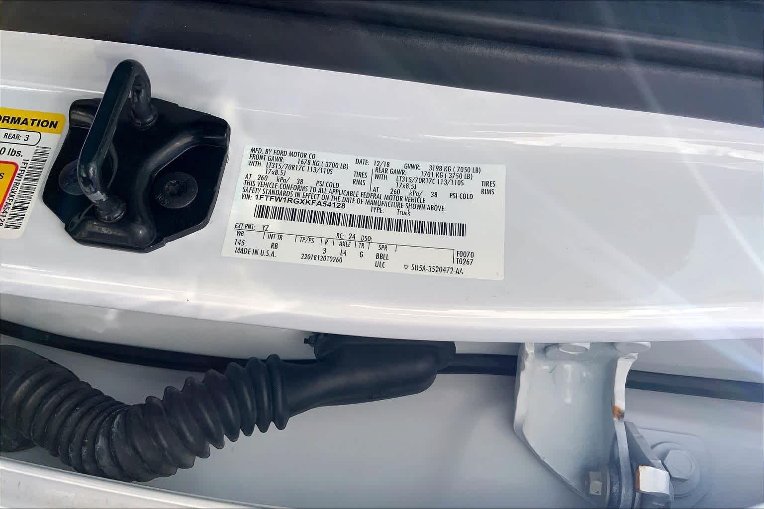 Used 2019 Oxford White Ford Raptor image 37