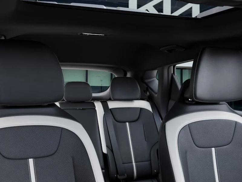 New 2026 Glacial White Pearl Kia GT-Line image 27