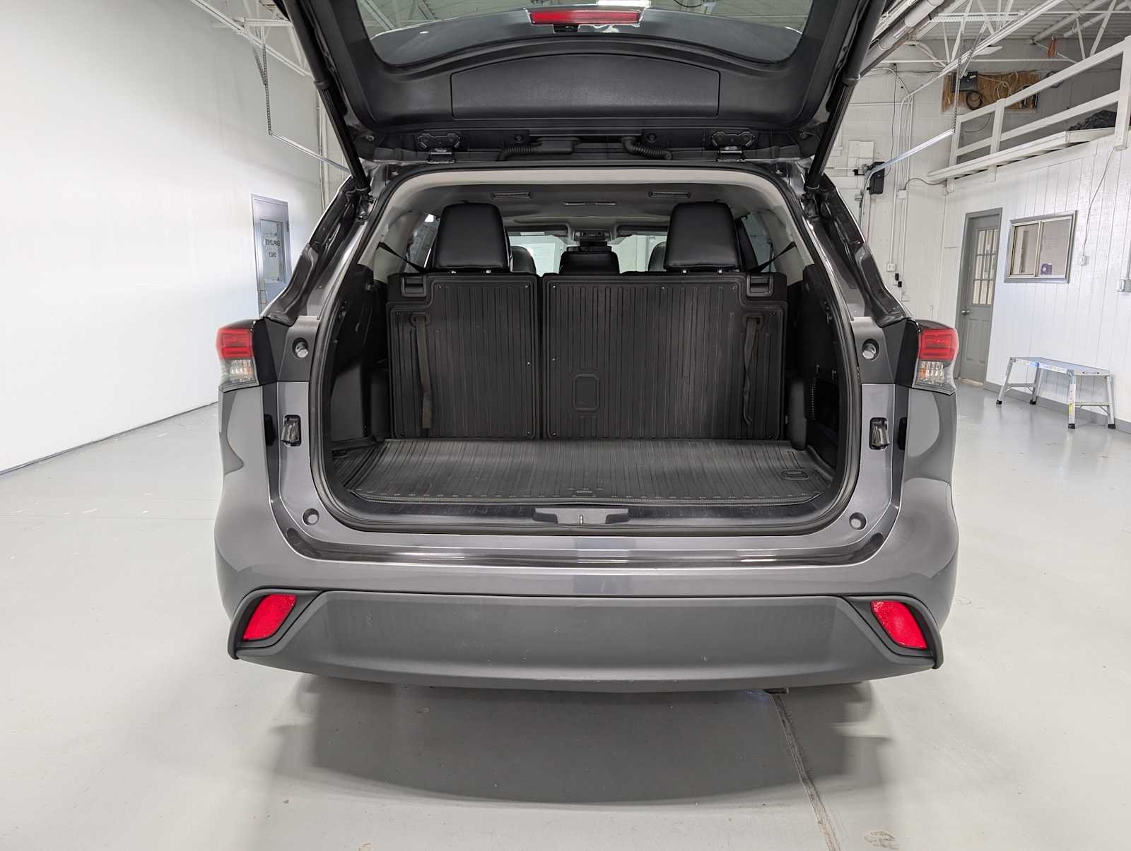 Used 2021 Magnetic Gray Metallic Toyota XLE image 45