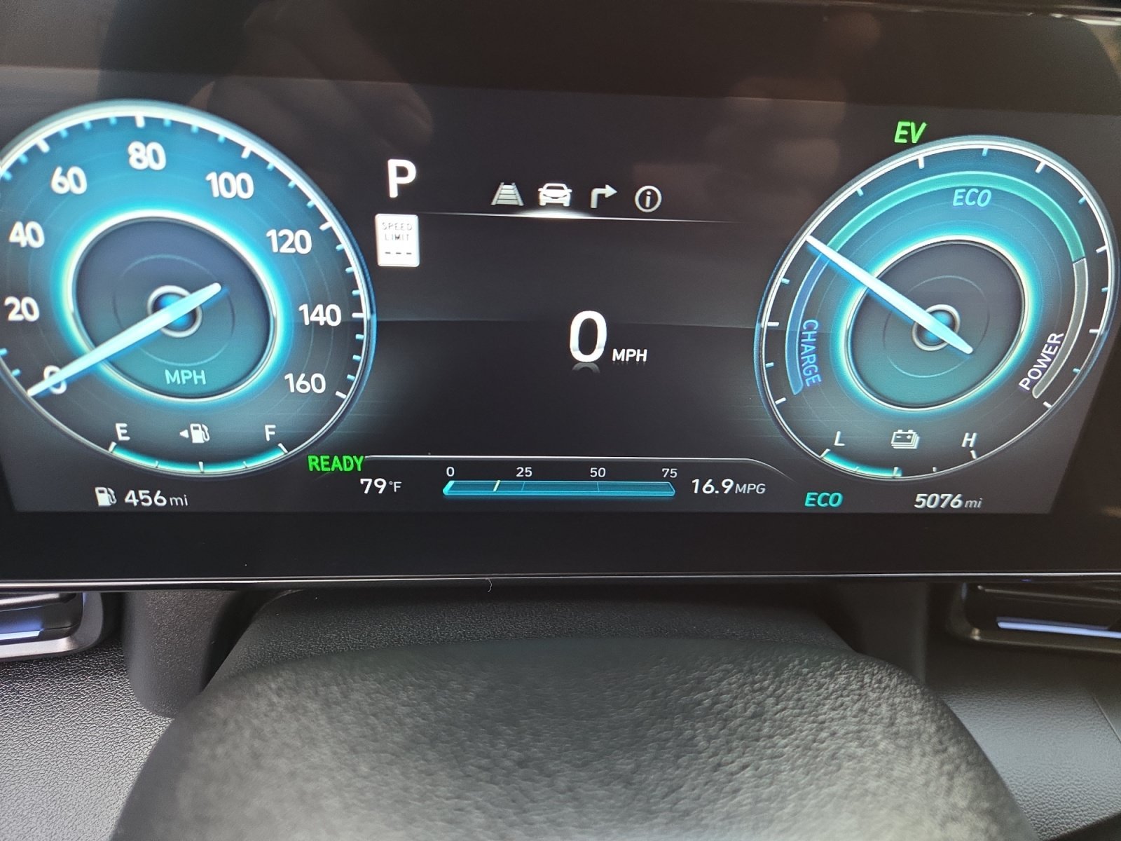 2025 Hyundai Elantra Blue - Photo 19