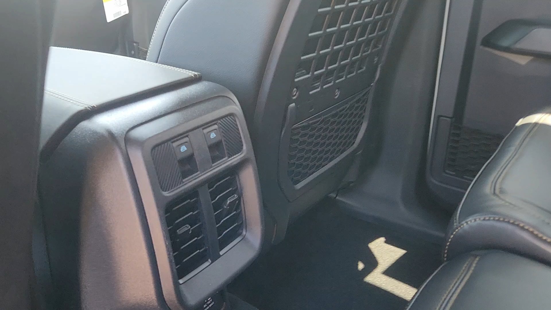New 2026 Desert Sand Ford Badlands image 20