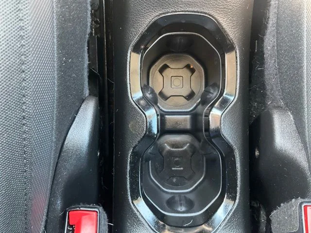 Used 2016 Black Jeep Latitude image 16