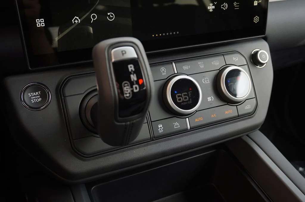 New 2026 Fuji White Land Rover S image 28