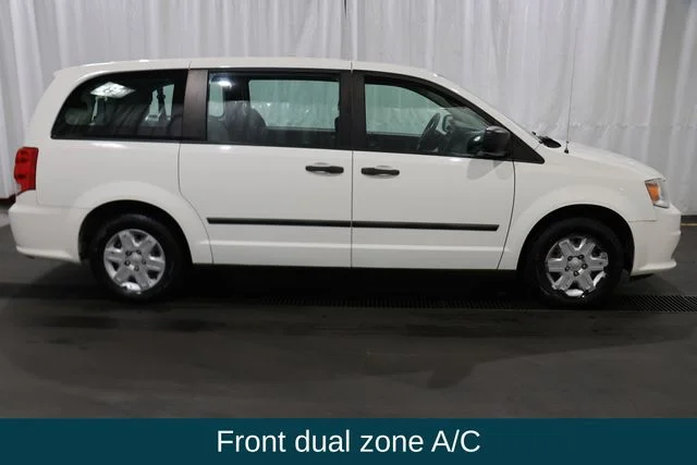 Used 2012 Dodge Grand Caravan SE with VIN 2C4RDGBGXCR407056 for sale in Grants Pass, OR