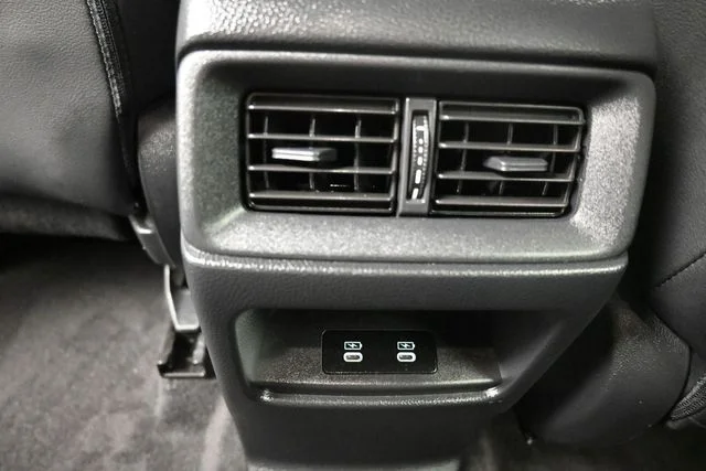 Used 2024  Honda Sport Touring image 18