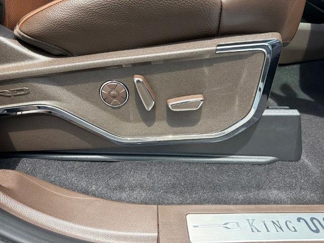 New 2026 Star White Metallic Tri-Coat Ford King Ranch® image 40