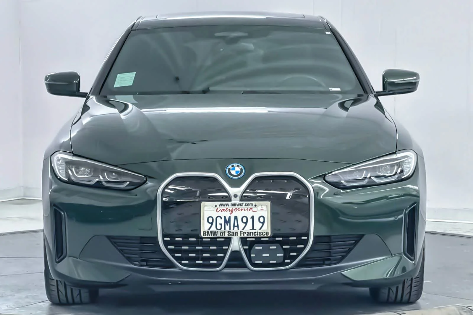 Used 2023 San Remo Green Metallic BMW eDrive35 image 10