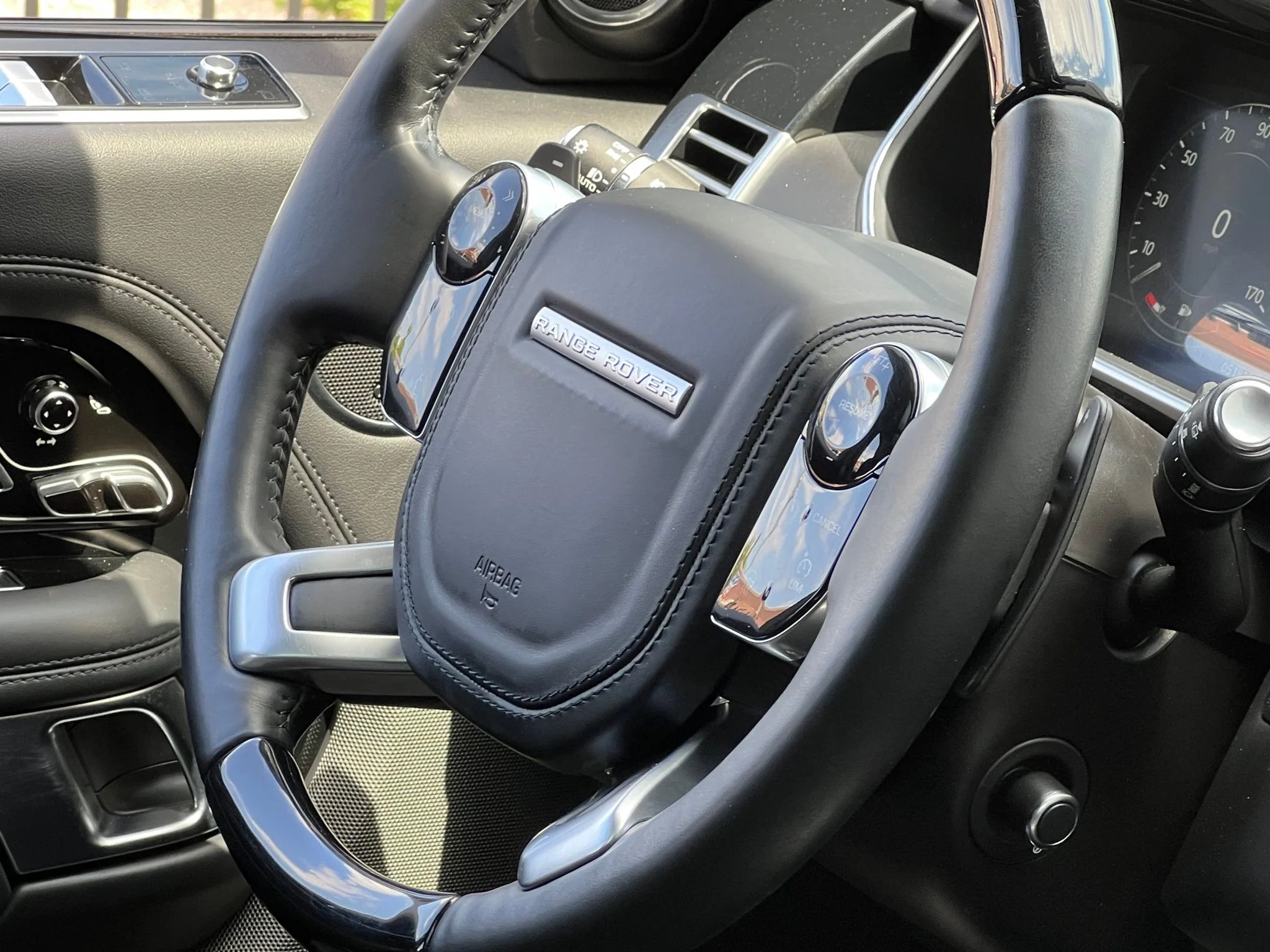 Used 2022 Gray Land Rover Westminster image 38