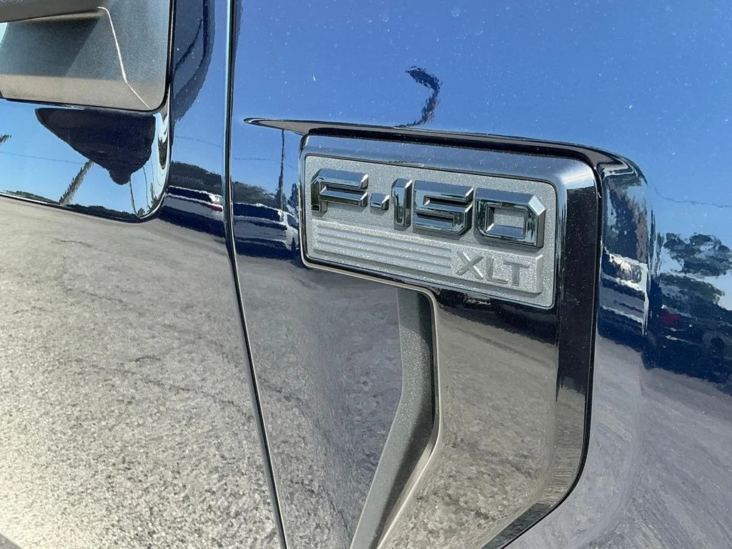 Used 2024 Blue Ford XLT image 16