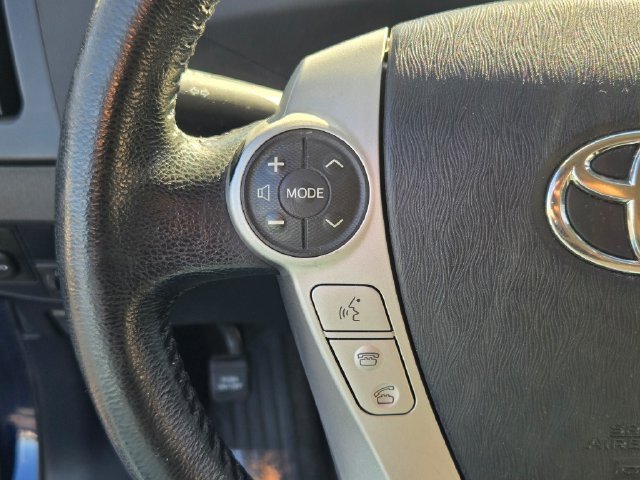 Used 2015 Blue Toyota Four image 27