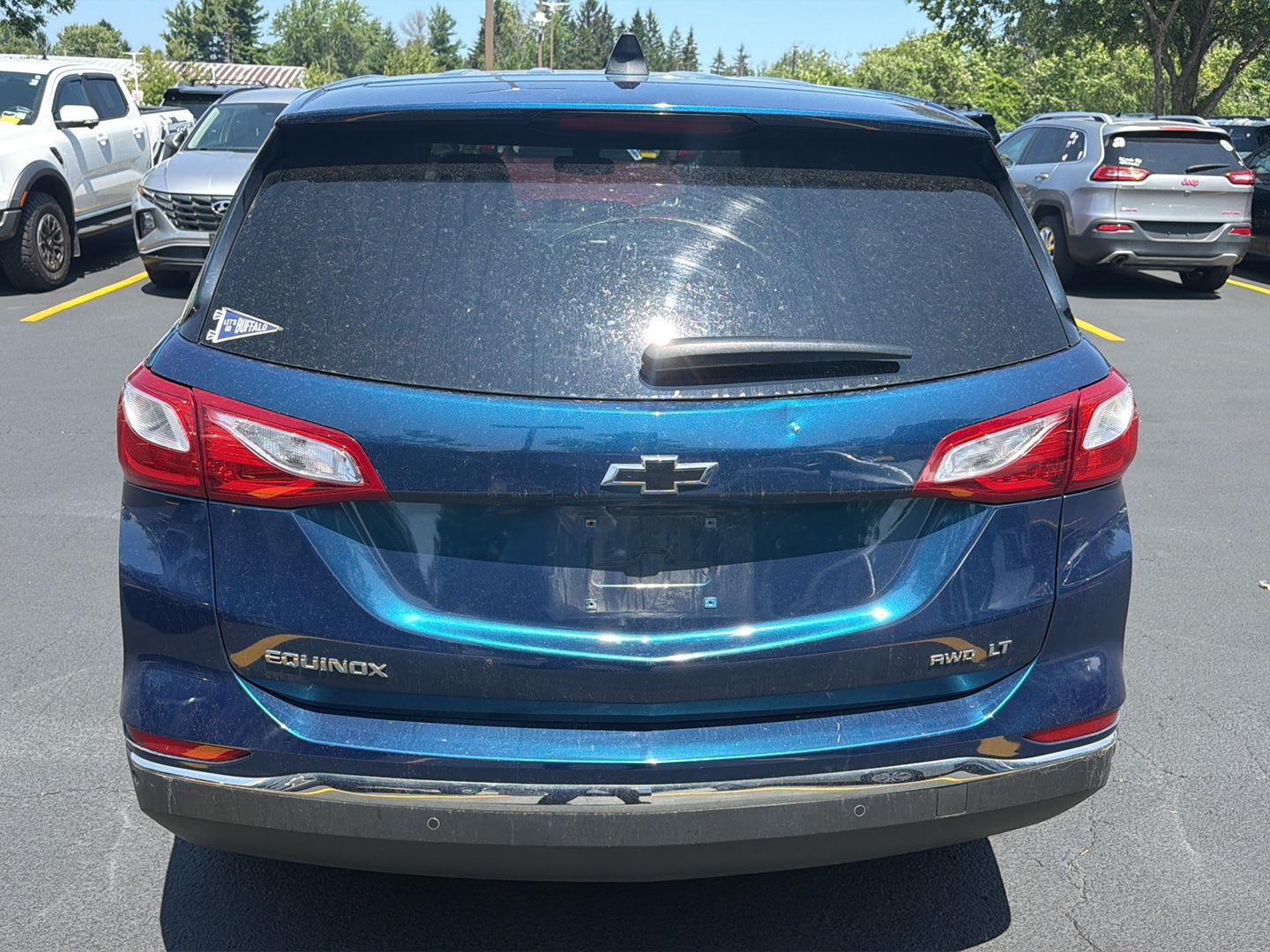 Used 2020 Pacific Blue Metallic Chevrolet LT image 5