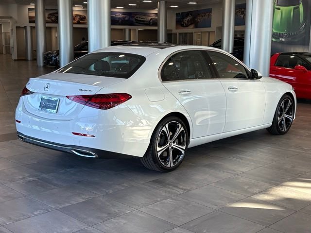 New 2026 MANUFAKTUR Moonlight White Metallic Mercedes-Benz C 300 image 3