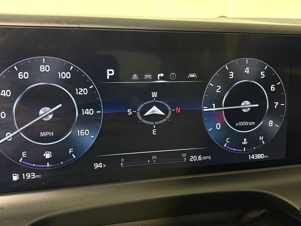 Used 2024 Gray Kia X-Line image 22
