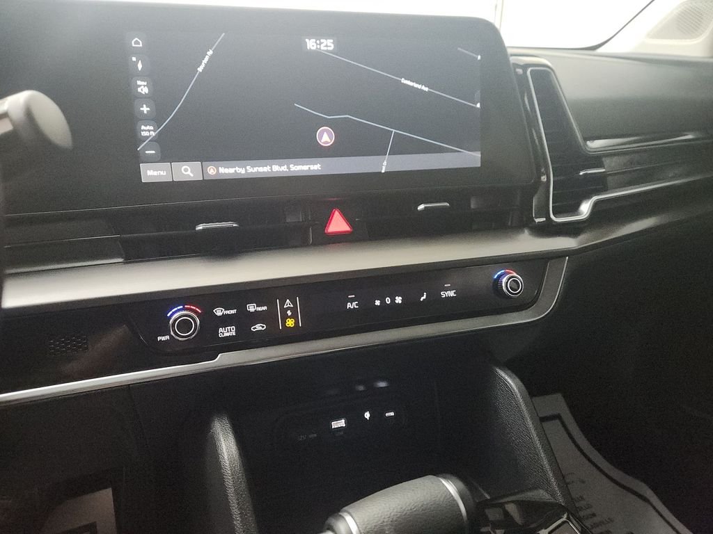 Used 2025 Black Kia EX image 10