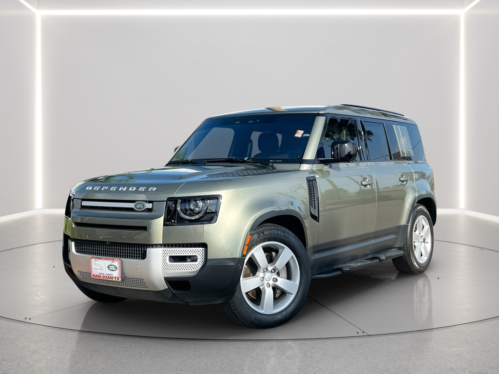 Used 2021 Green Land Rover SE image 1