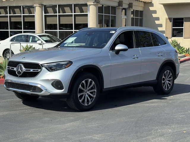 Used 2023 Cirrus Silver Metallic Mercedes-Benz GLC 300 image 4