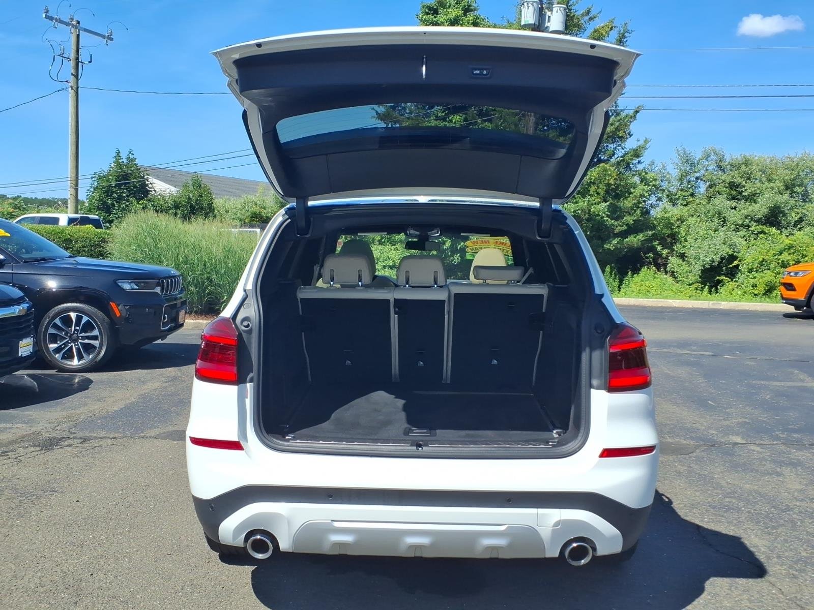Certified Used 2020 White BMW xDrive30i image 15