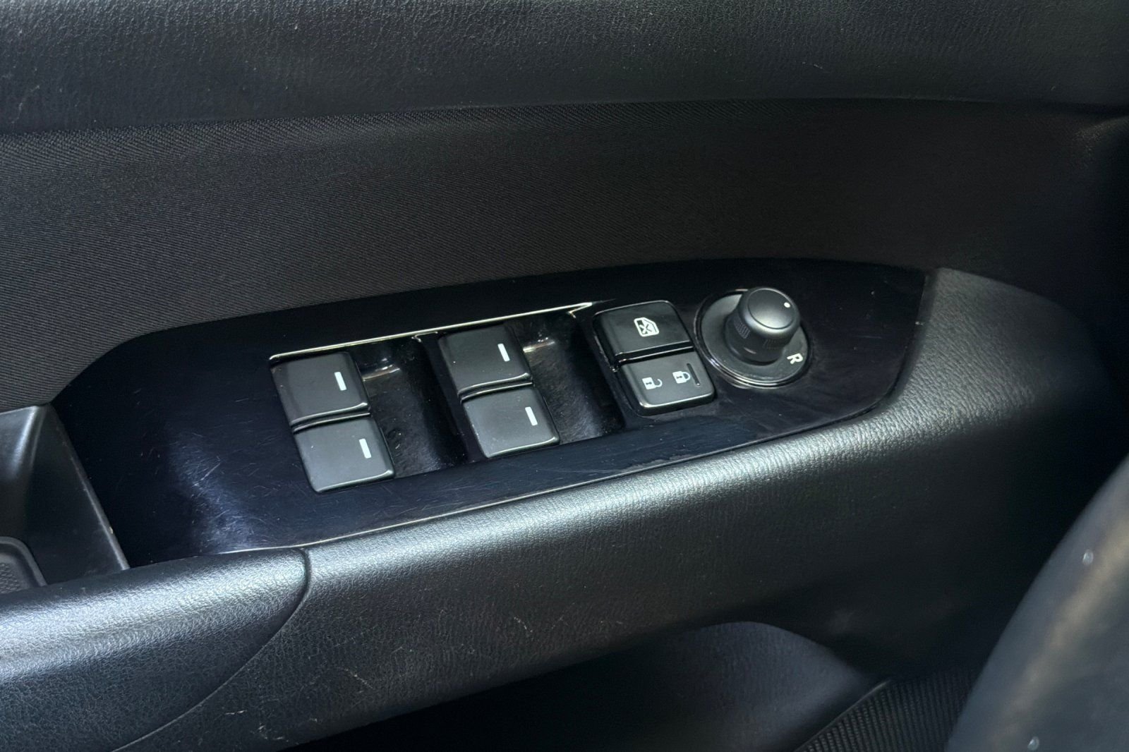 Used 2019 Black Mazda Sport image 25
